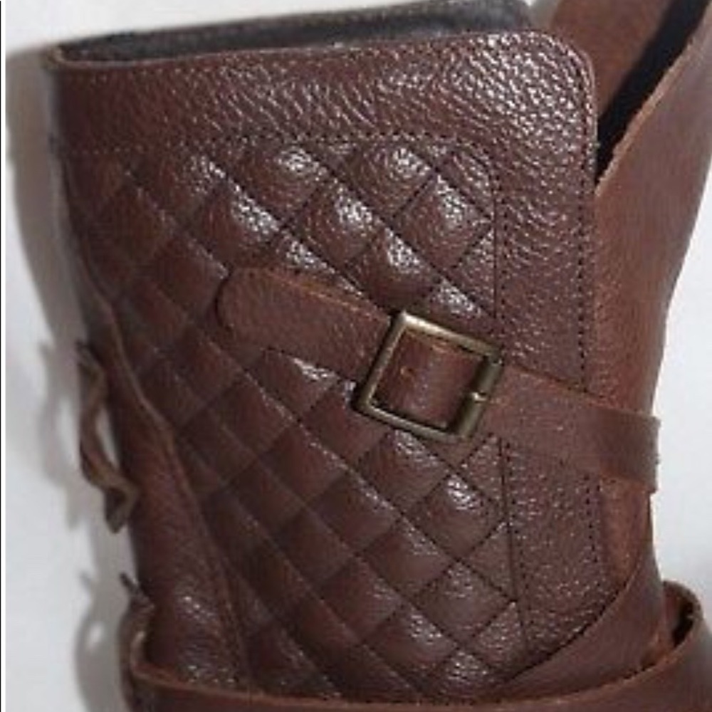 Steve Madden combat boots - Picture 3 of 3